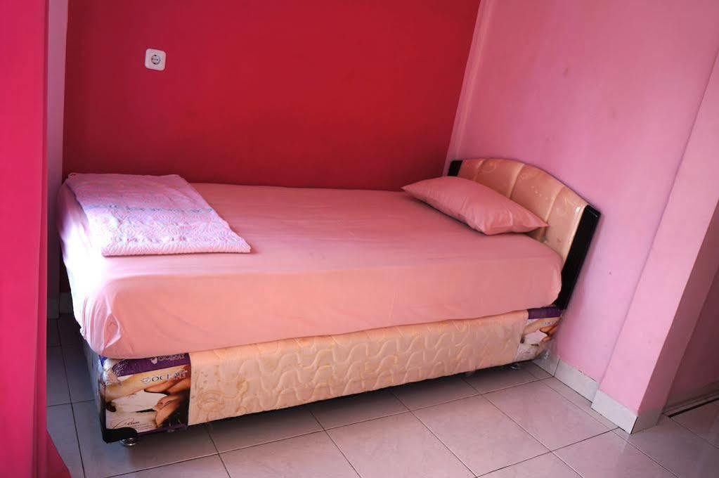 Kenari Residence Pekanbaru Luaran gambar
